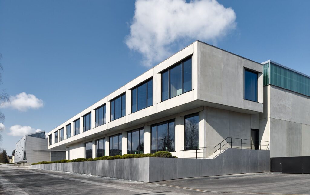 big rgb neukirch bild außenansicht (002)