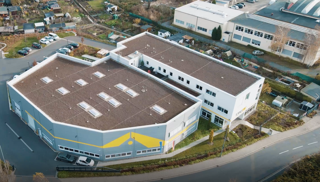 topasfirmengebäude luftaufnahme